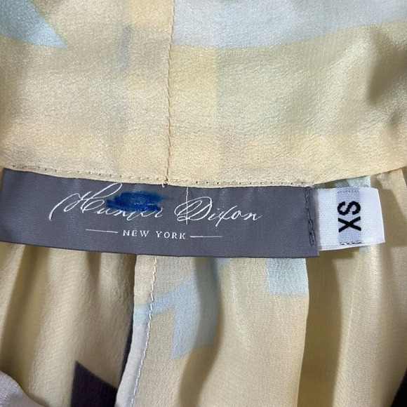 Hunter Dixon Yellow Sleeveless Blouse Womens XS Tie Neckline Button Front Silk - Picture 8 of 9